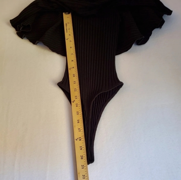 Show Me Your Mumu Lou Bodysuit Womens XSmall Strapless Ruffle Black‎ Ribbed XS - Picture 13 of 16